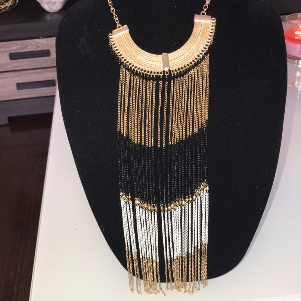 🔥Fancy statement necklace 🔥💣 - Picture 3 of 4